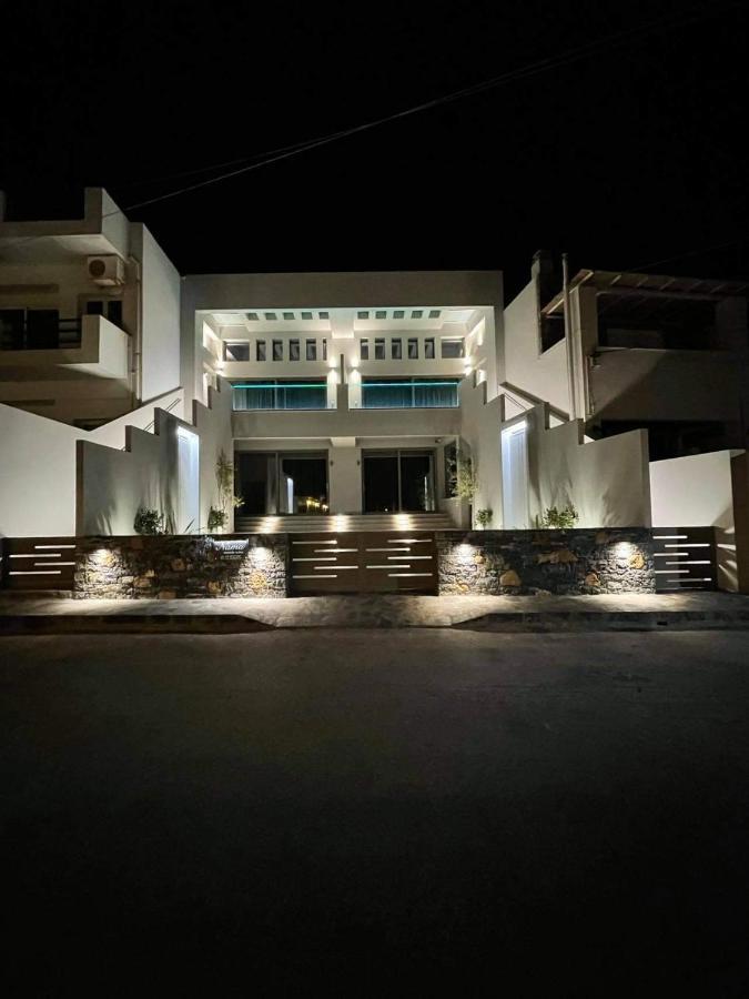 Nama Sea Side Plaka (Lasithi)
